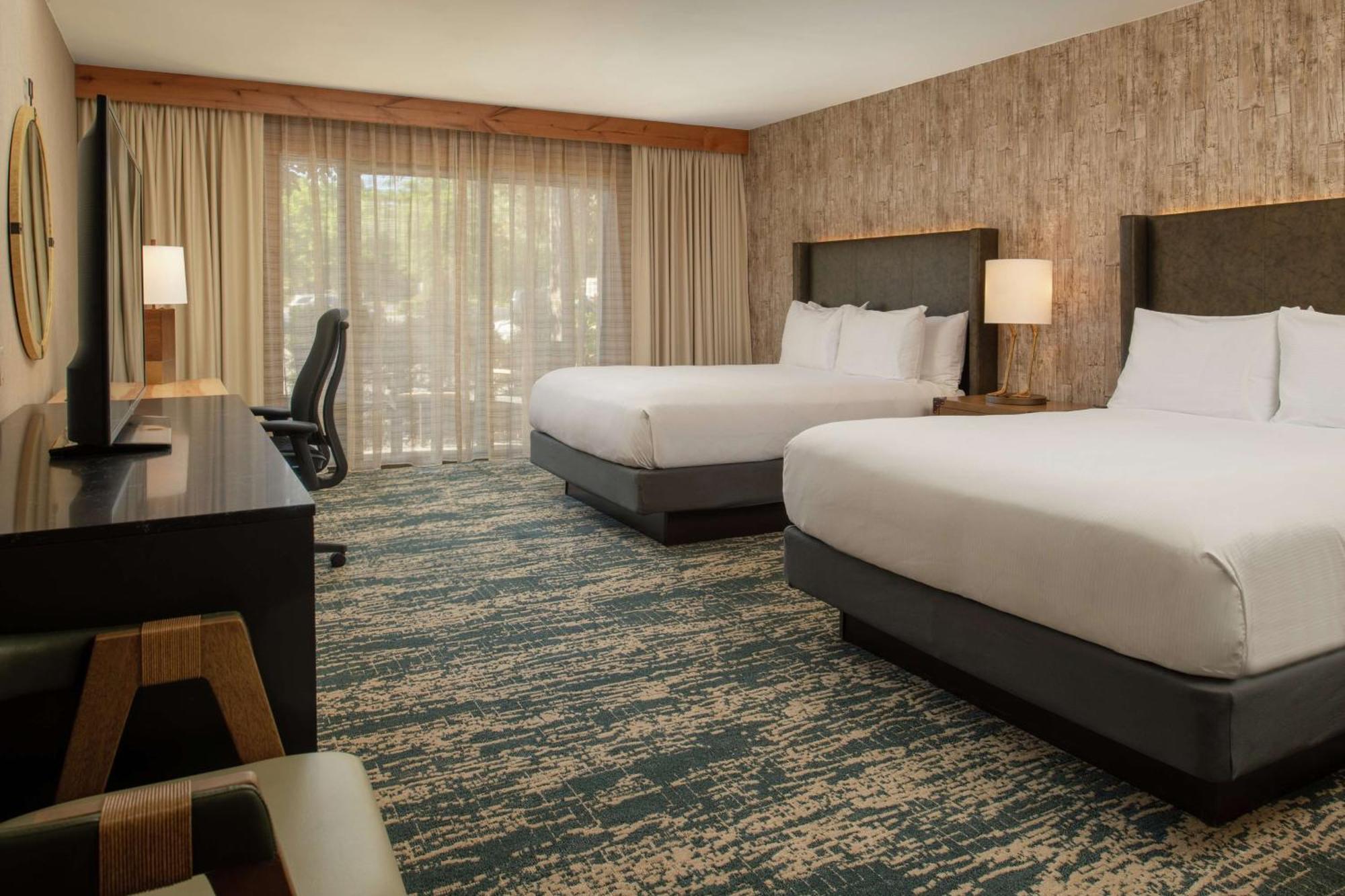 Doubletree By Hilton Edgewater 4*