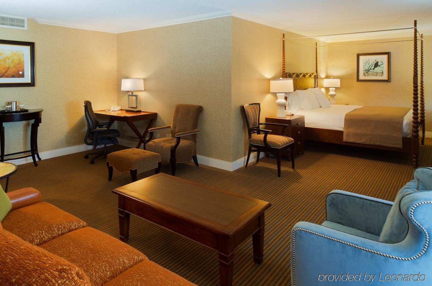 Doubletree By Hilton Edgewater 4*