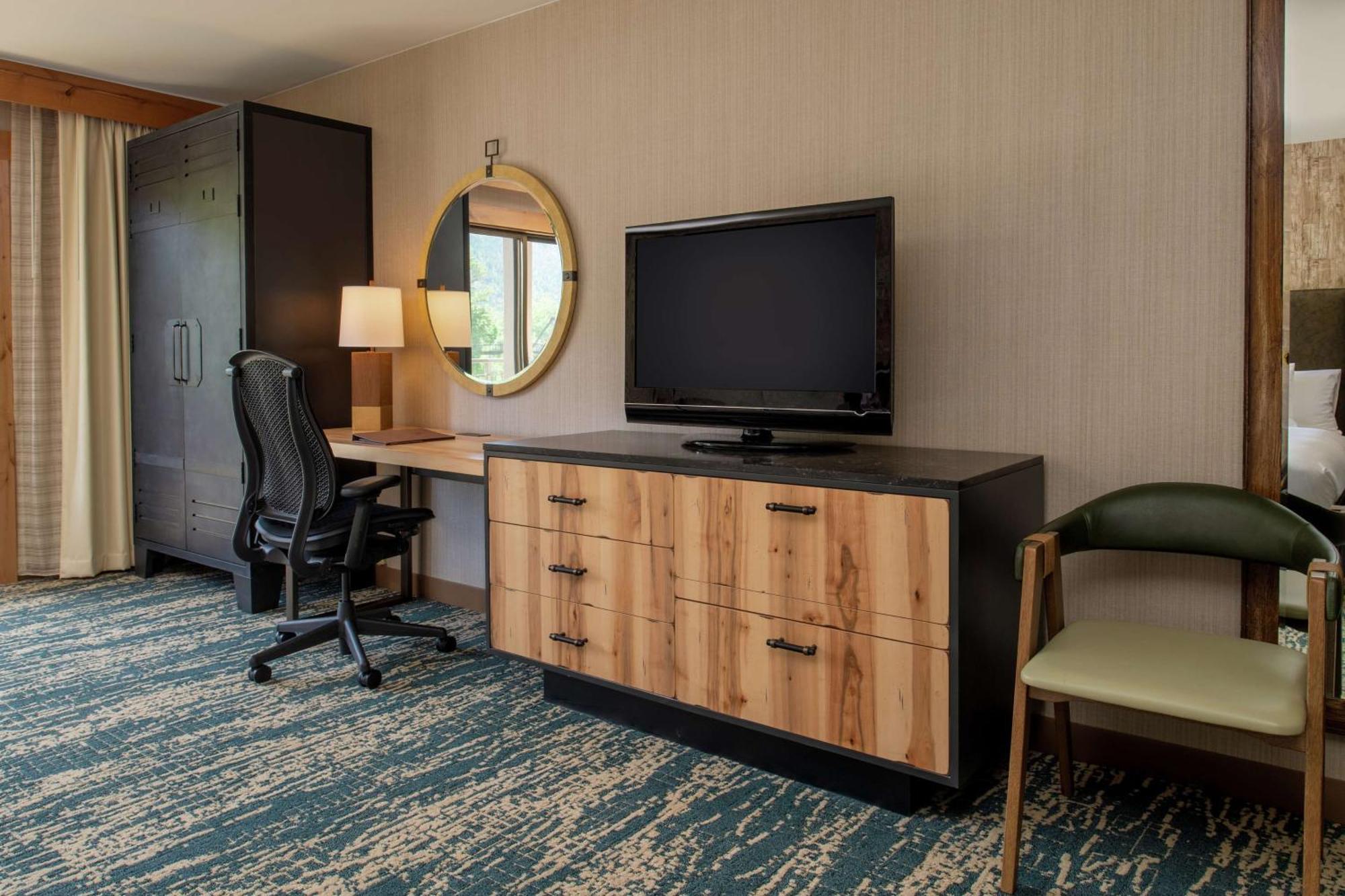 Doubletree By Hilton Edgewater 4*